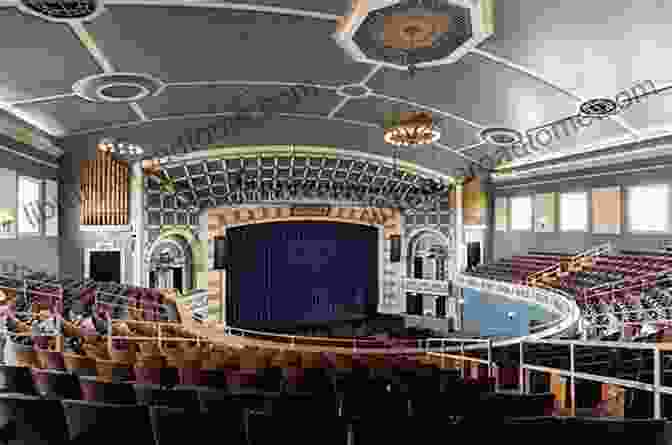 A Black And White Photo Of The Pueblo Memorial Hall In 1905 Pueblo (Images Of America)